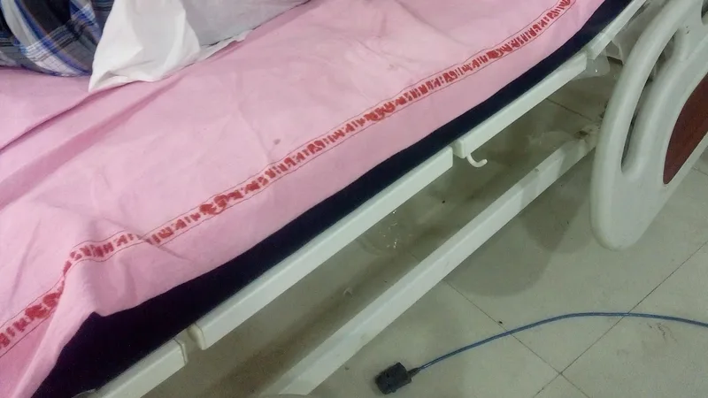 I.C.U Cardiology S. R. N. Allahabad