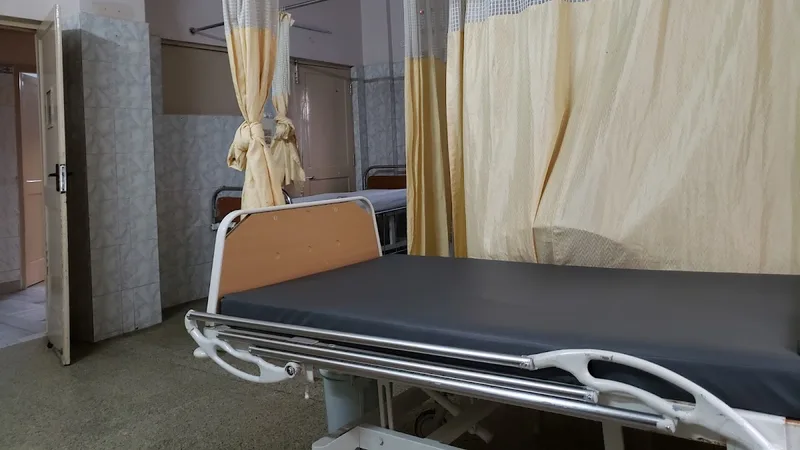 Dr.Kumar - Billroth Hospitals | Hernia & Gallbladder Specialist | Laparoscopic & Robotic Surgeon