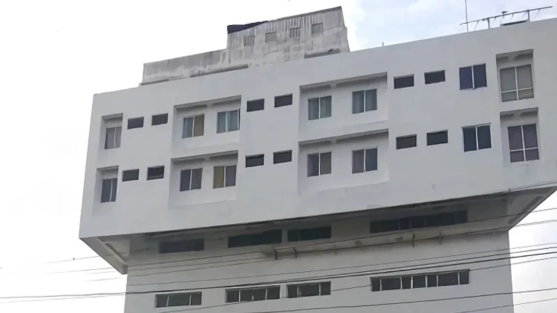 RSR Trinity Acute Care Hospital