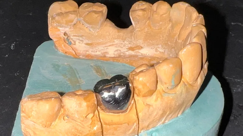 Crown Care Dental clinic