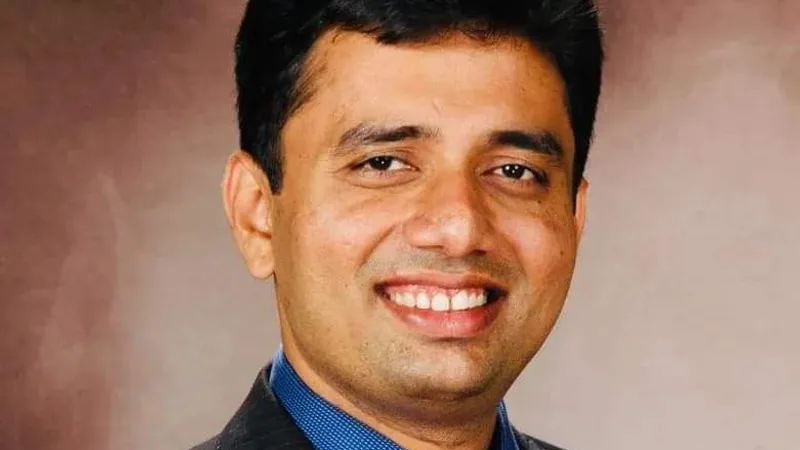 Dr Amol Arun Dhage, Brain and Spine Surgeon Clinic