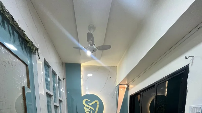 Dr Raut's Dental and Implant Clinic Clinic