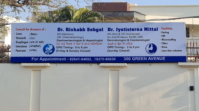 Dr Rishabh Sehgal best Gastroenterologist/ Liver Specialist Clinic