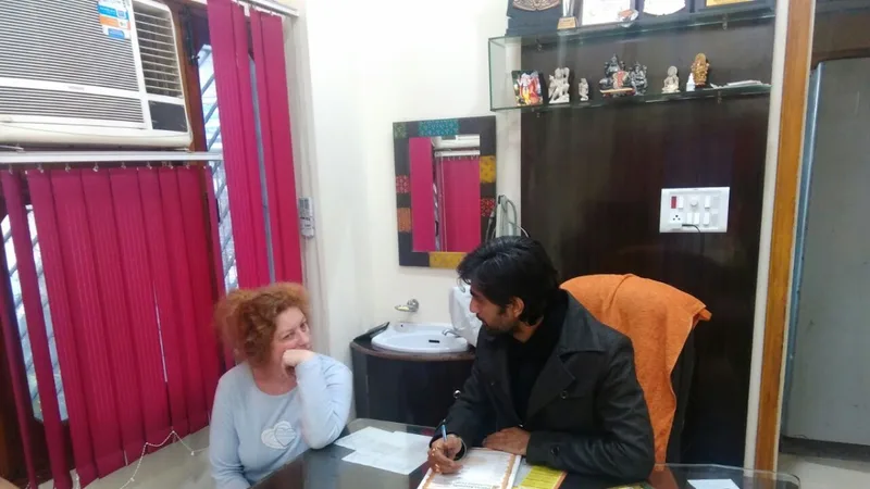 Dr Ritesh Chawla Clinic