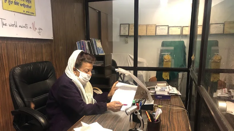 Dr.Sharda Adlakha
