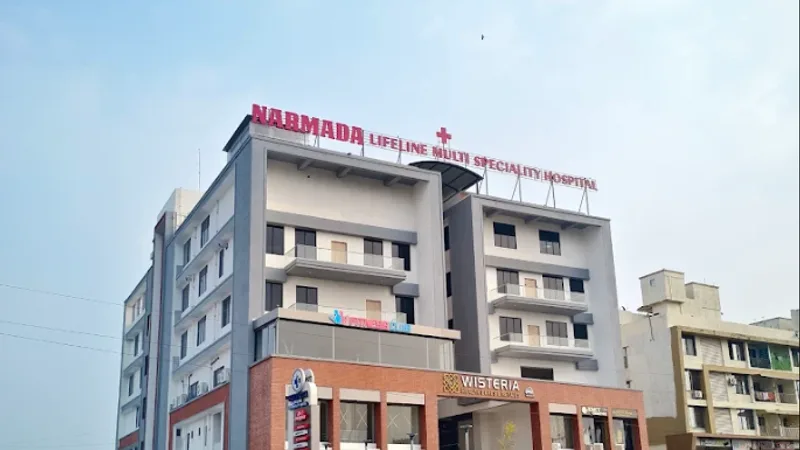 NARMADA LIFELINE MULTISPECIALITY HOSPITAL