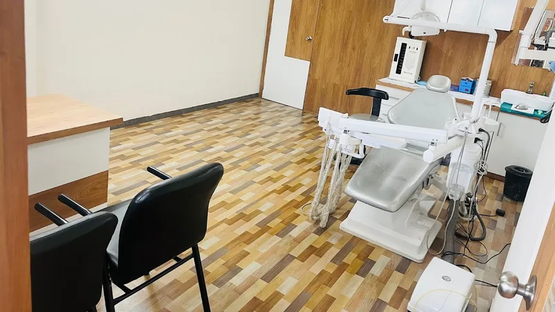 Aesthetic Dental Clinic, Ankleshwar