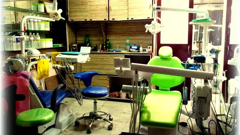 Dr Sudipto Roy, Shine and Smile Dental Clinic. The Best Dentist. Clinic