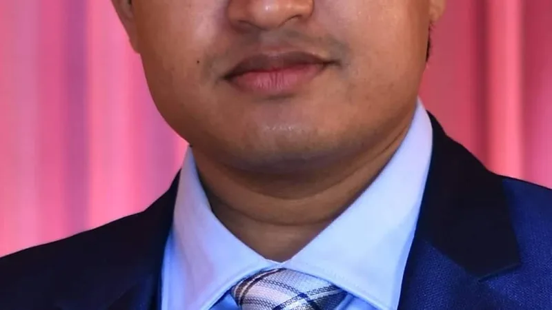 Dr Ashesh Halder Clinic