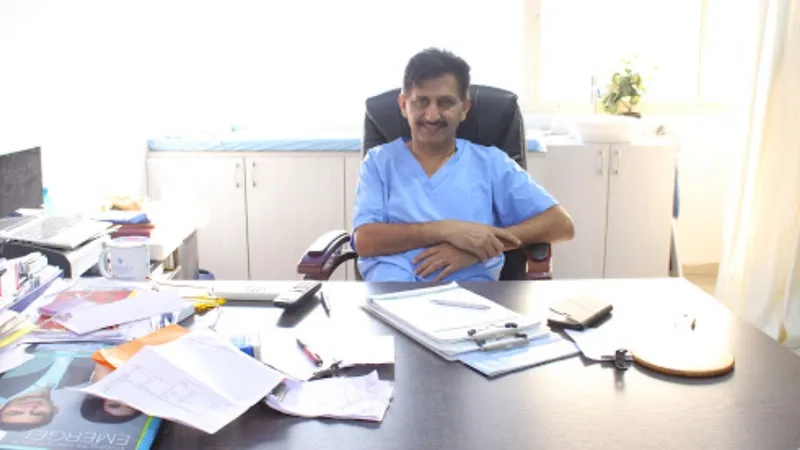 Enhance Clinics by Dr Manoj Khanna (Best Hair transplant, Breast Surgeries, Gynecomastia, Liposuction)