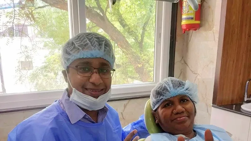 Dr Agarwal's Esthetic Zone Dental Clinic Clinic