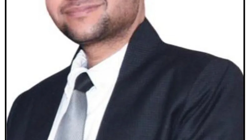 Dr Anshuman Poddar, Best Laparoscopic Surgeon, Hernia Doctor/Gallbladder/Piles Surgery/Anal fissure/Breast Surgeon in Kolkata Clinic
