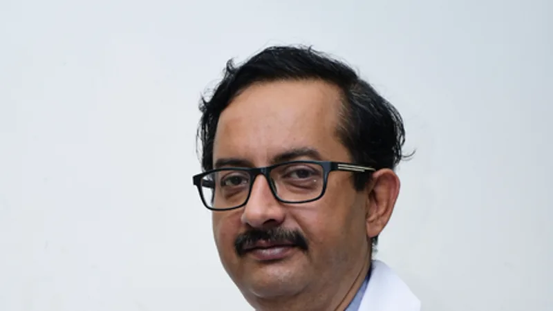 Dr Debashis Chakraborty, Neurologist, Fortis Anandapur, Kolkata Clinic