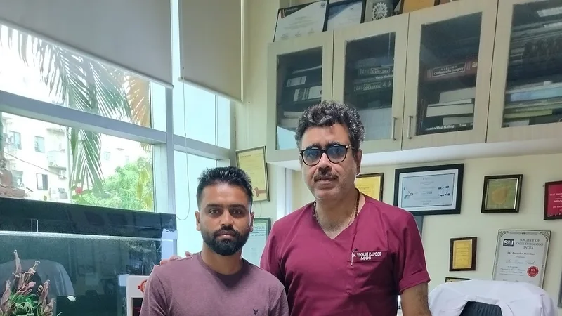 Dr Vikash Kapoor Clinic