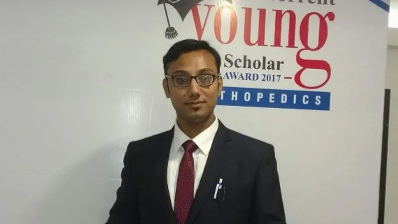 Dr Abhilash Sarkar, MS(Orthopaedics). Consultant Orthopaedician Clinic