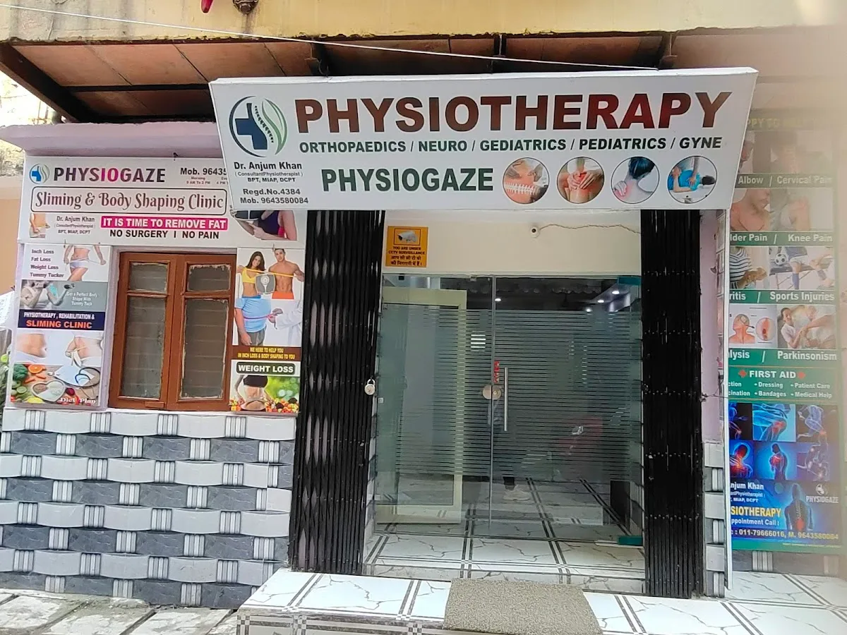 Apollo Pharmacy Rohini, Sector 18