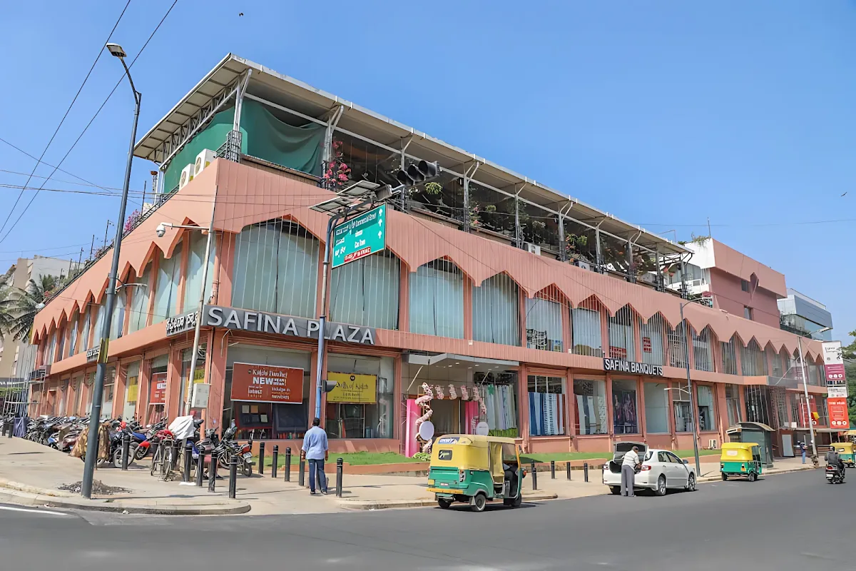 Safina Plaza