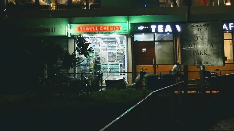 Esswell chemist
