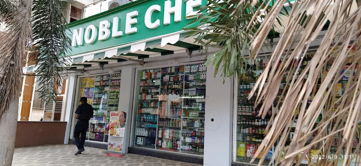 Noble Chemist