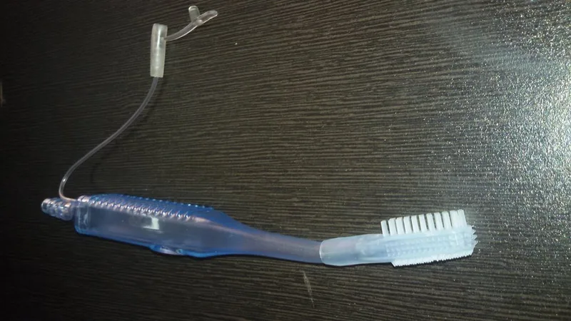 Adlisc Oral Hygiene Brush