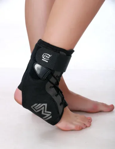 UM Ankle Brace Lace Up - D-10